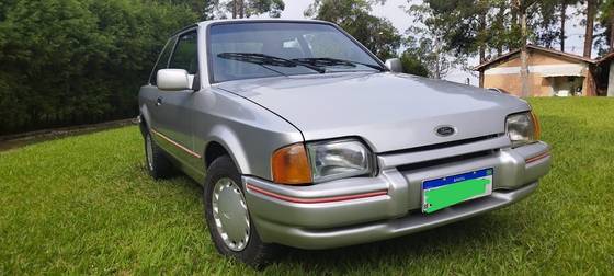 FORD ESCORT 1.0 HOBBY 8V GASOLINA 2P MANUAL